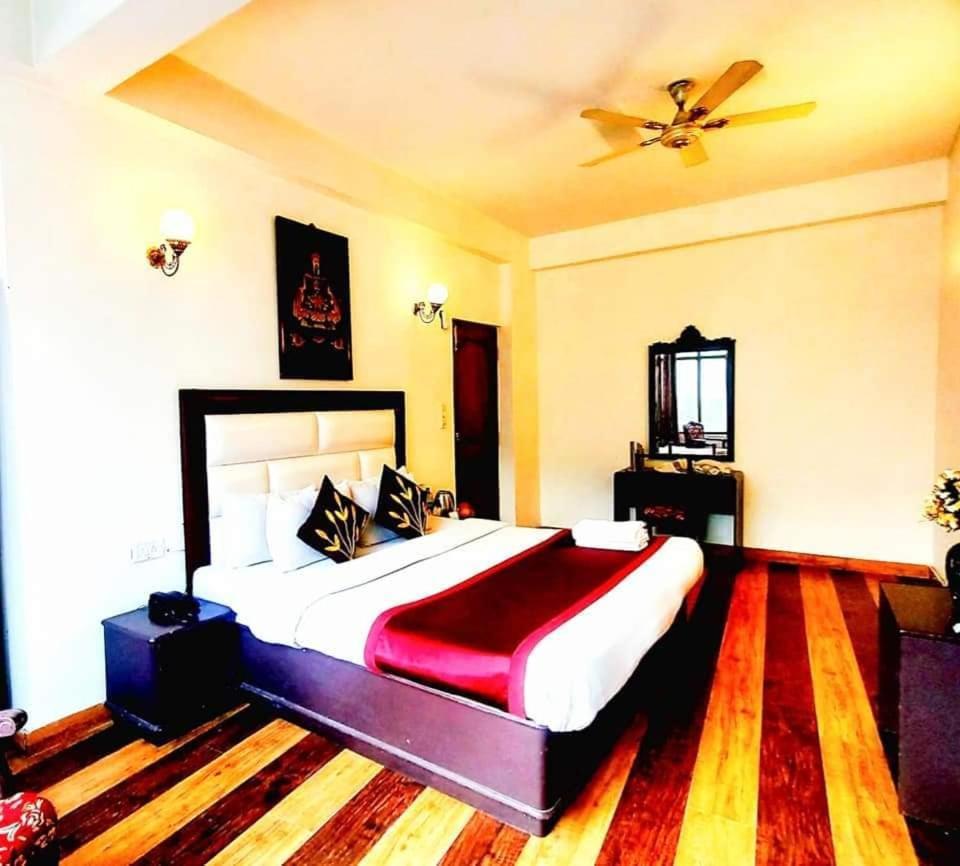 Hotel Kalinga Intercontinental Manali Ngoại thất bức ảnh